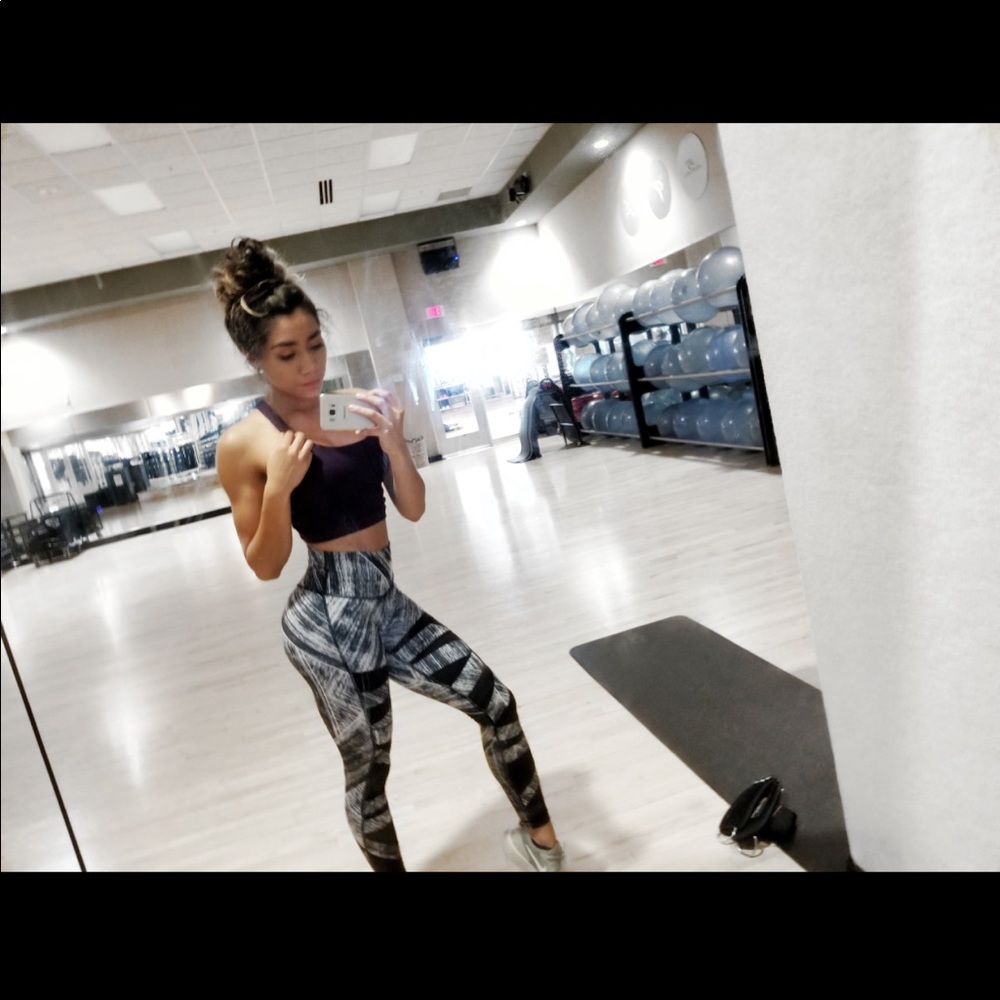 Lululemon wunder under